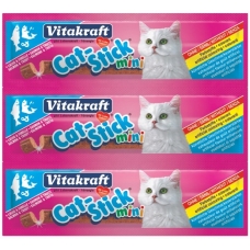 Ковбаски для котів Vitakraft Cat Stick mini з лососем і фореллю (ціна за 1 шт.)